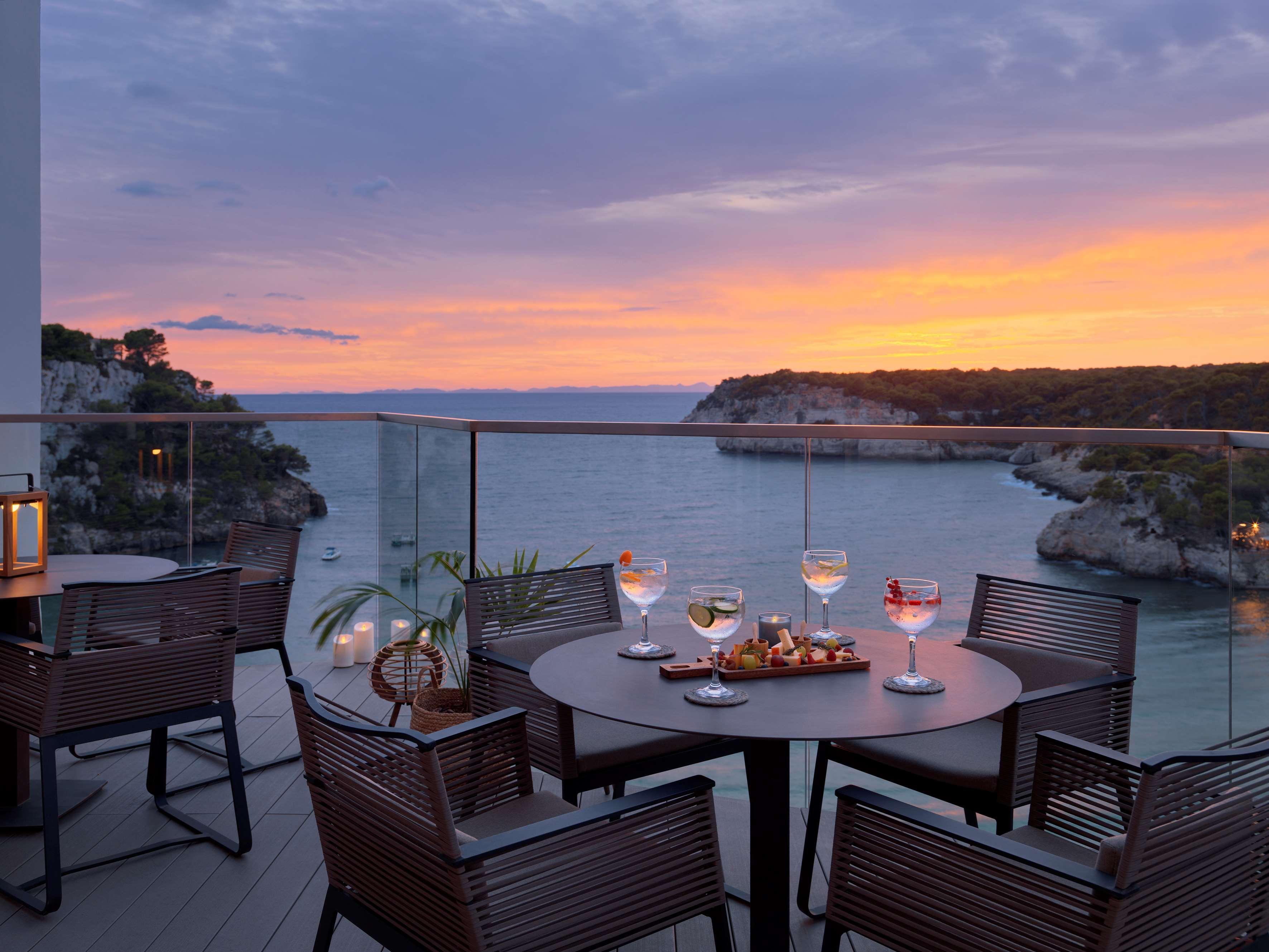 美利亚卡拉加尔达纳酒店 外观 照片 Sunset at the hotel