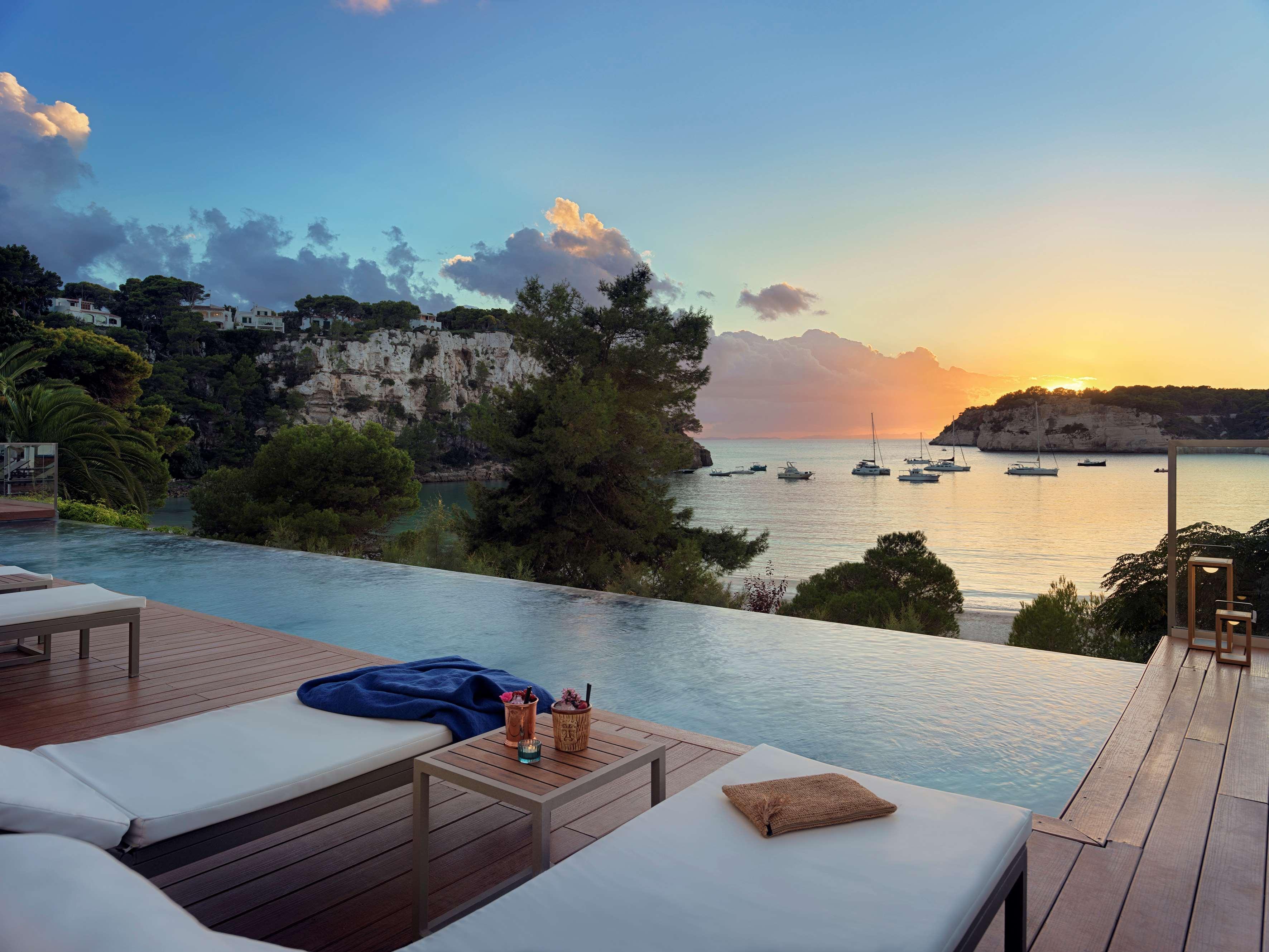 美利亚卡拉加尔达纳酒店 外观 照片 Sunset at the hotel