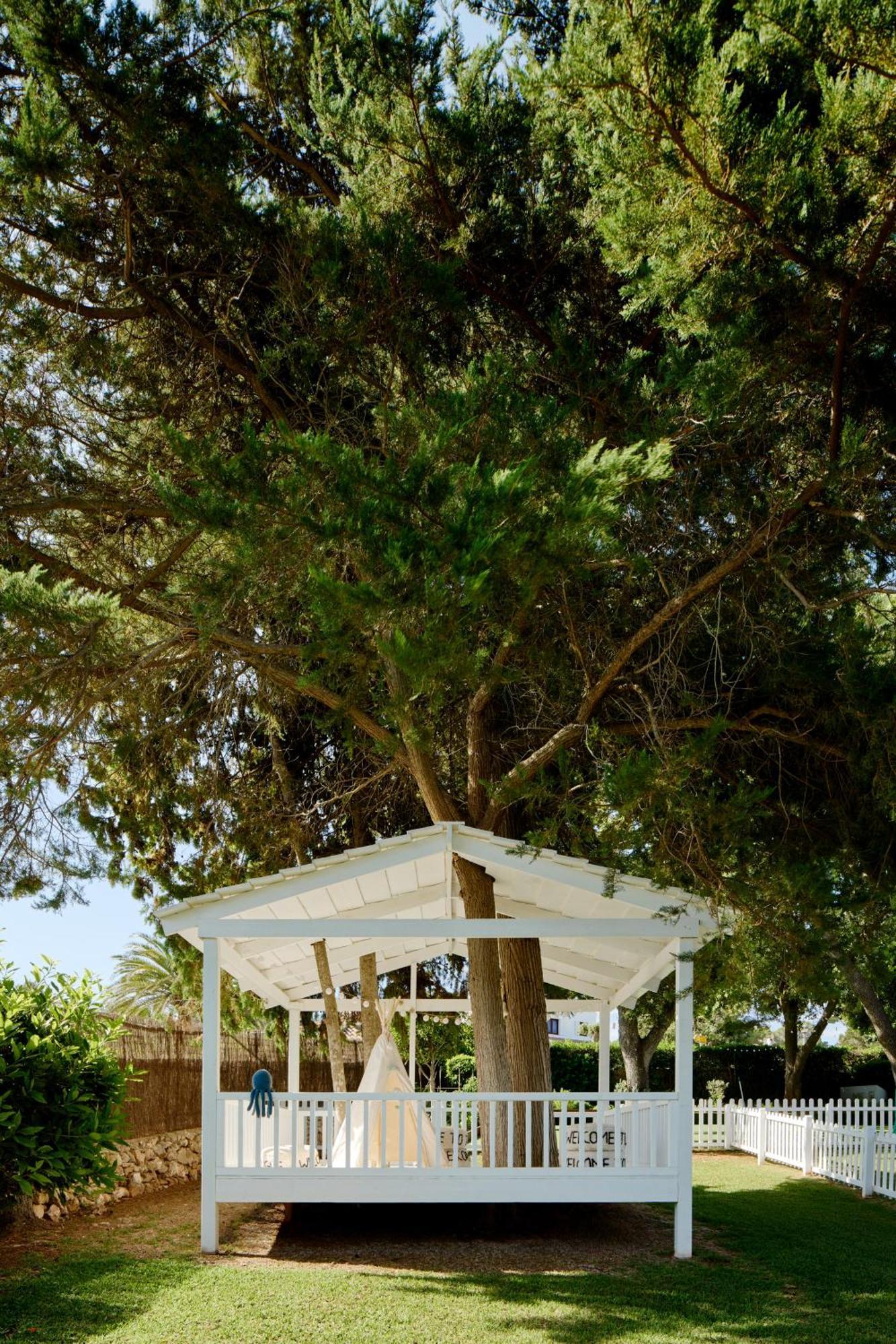 美利亚卡拉加尔达纳酒店 外观 照片 A sukkah in Jerusalem