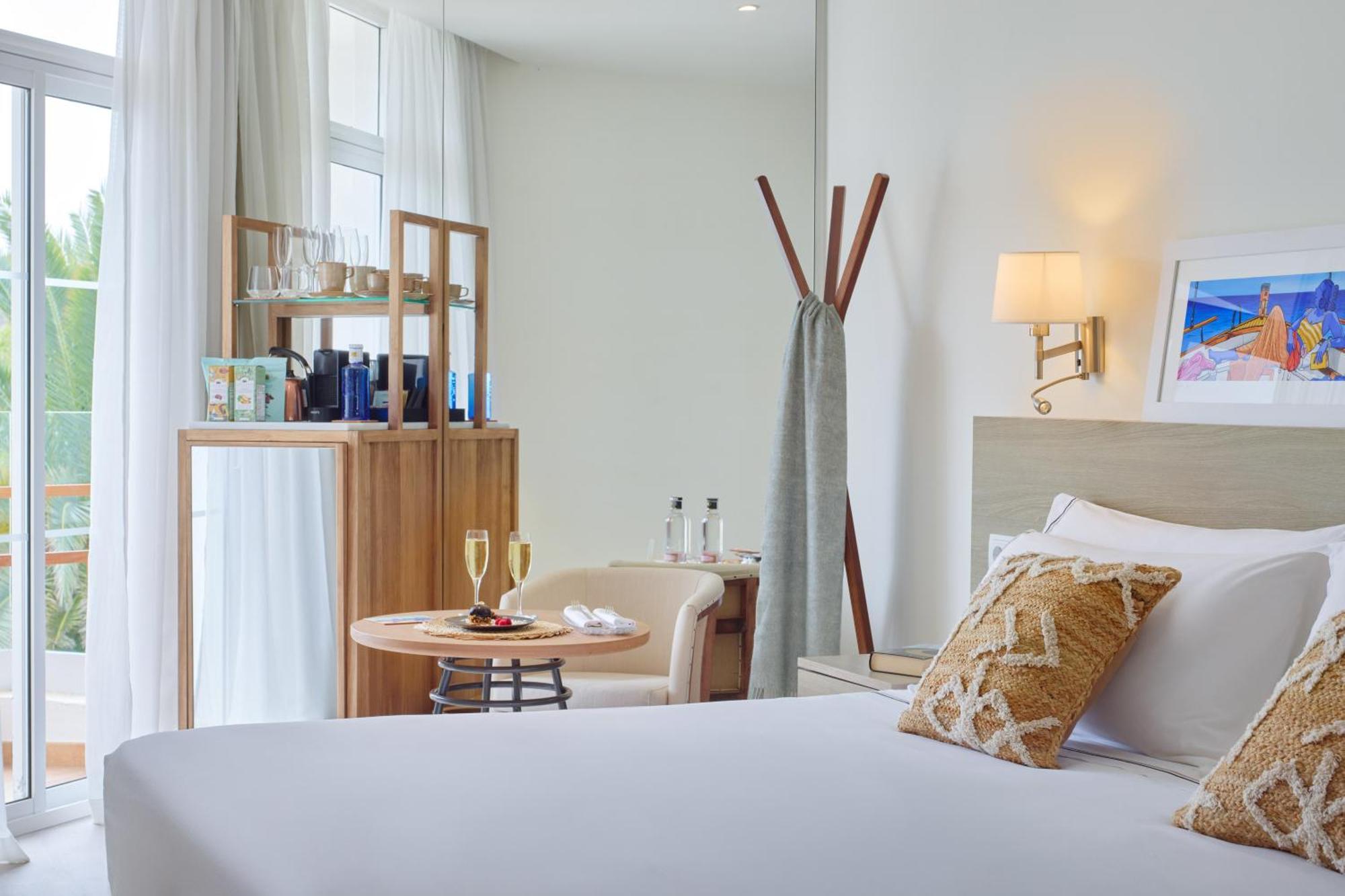 美利亚卡拉加尔达纳酒店 外观 照片 A room at the hotel